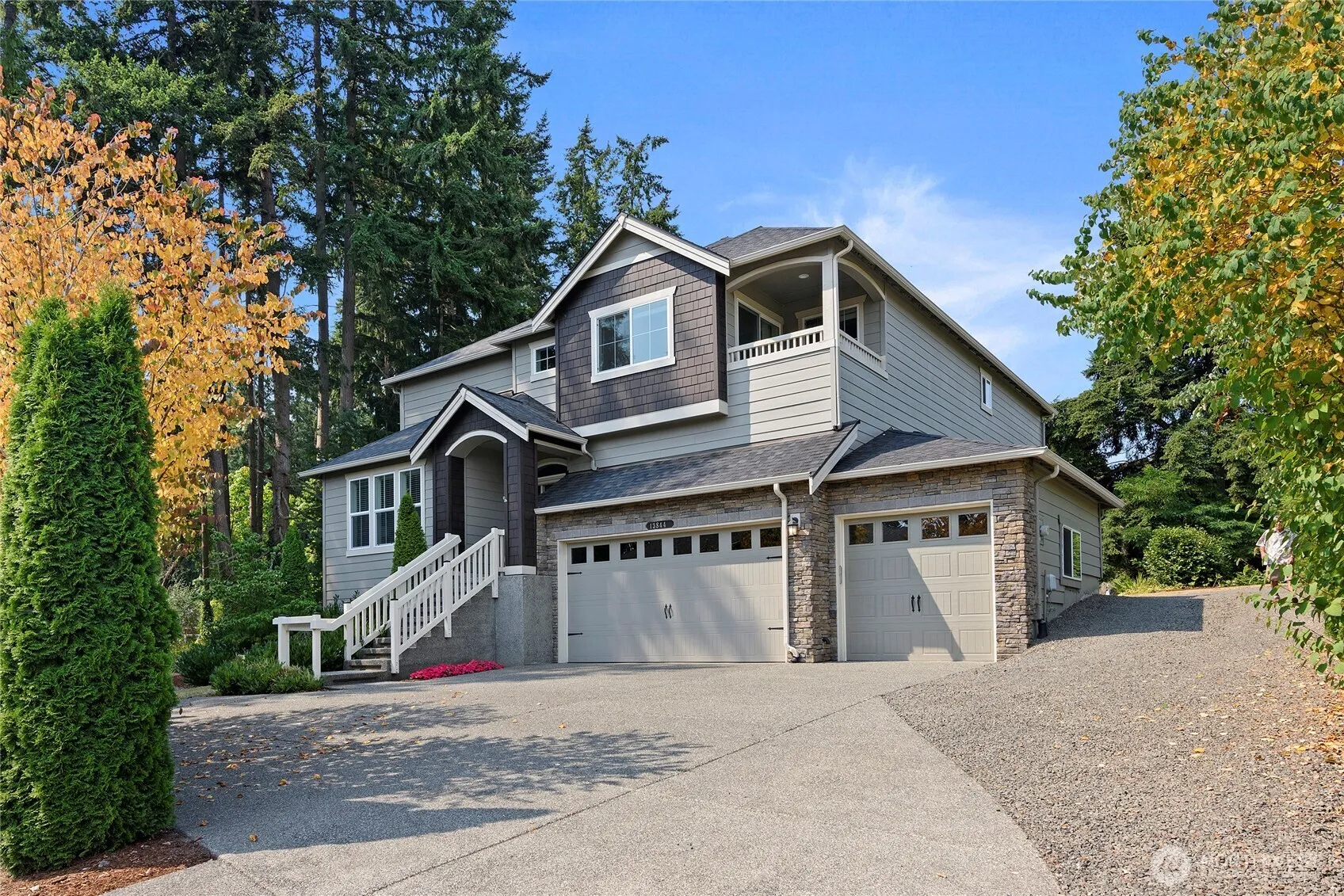 Property photo for 13844 La Vigne Court Ne, Bainbridge Island