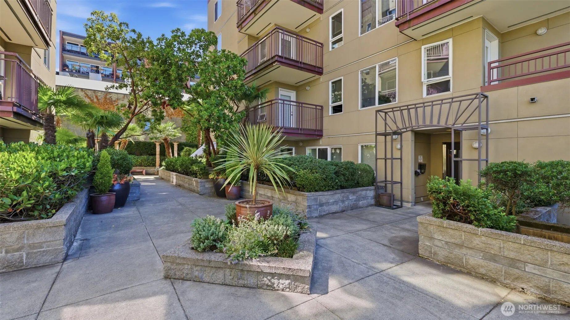 Property photo for 1711 E Olive Way #215, Seattle photo 3