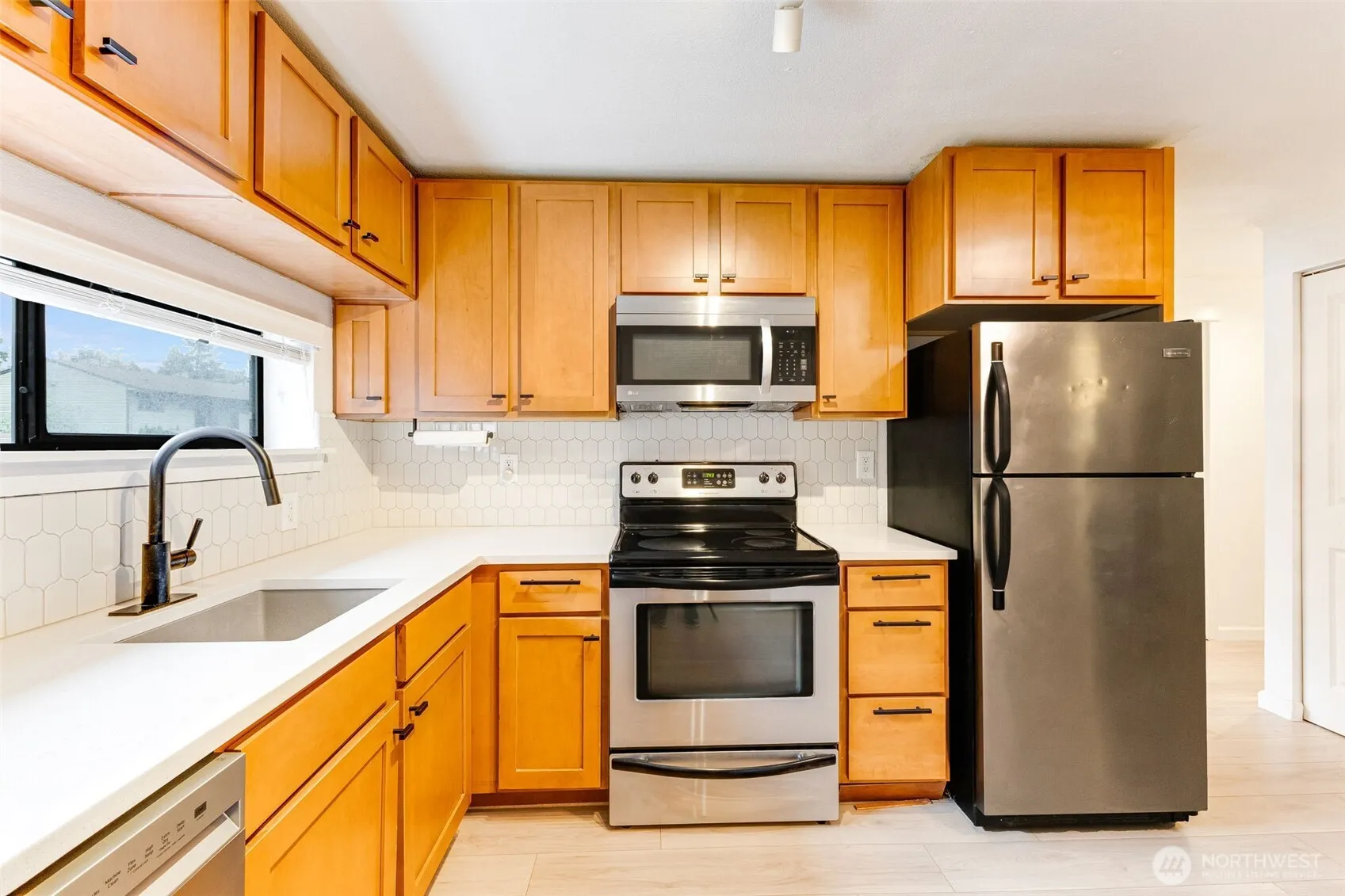 Property photo for 23405 16th Avenue S #c203, Des Moines photo 3