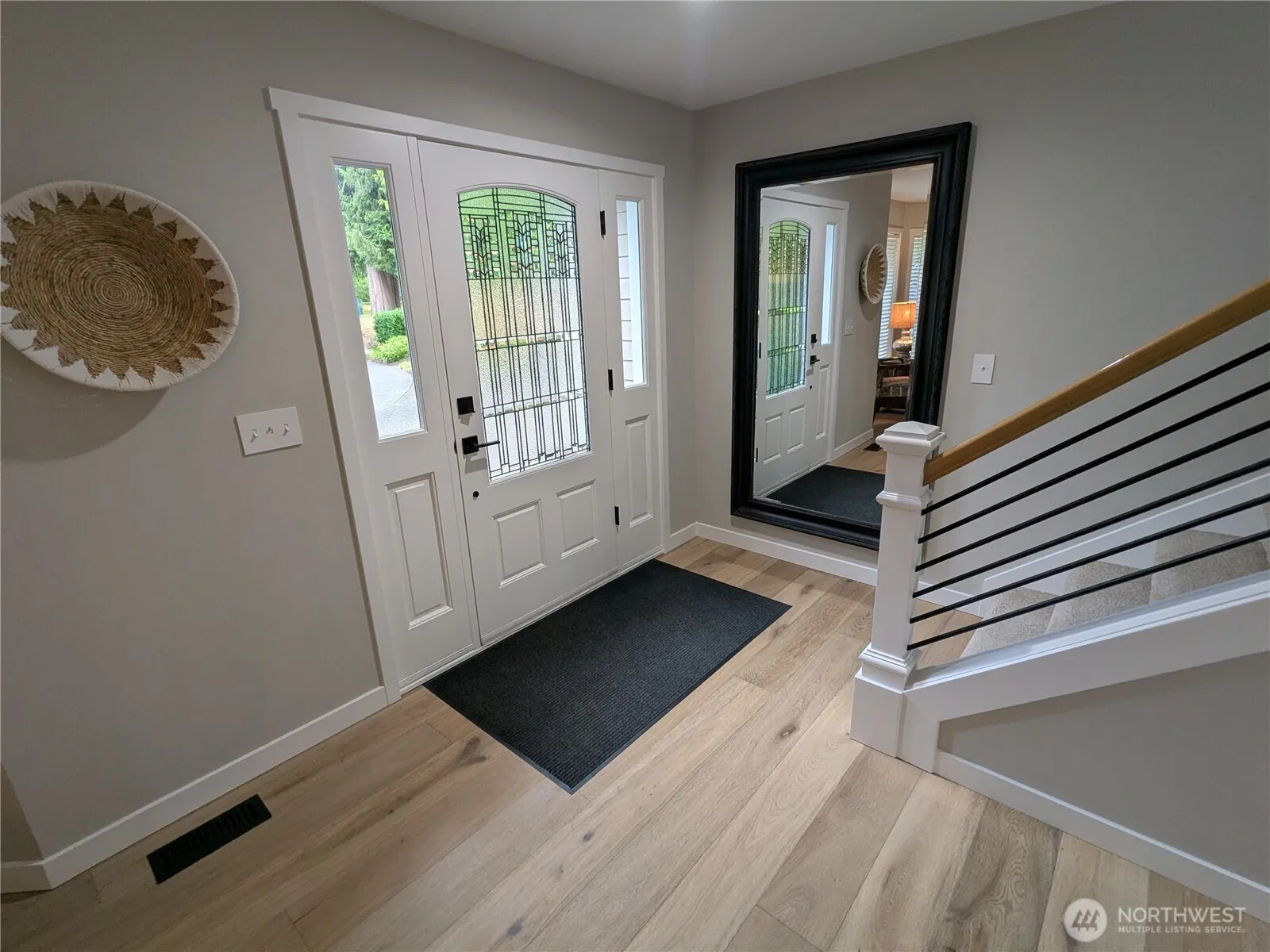 Property photo for 17604 Muirfield Court, Arlington photo 3