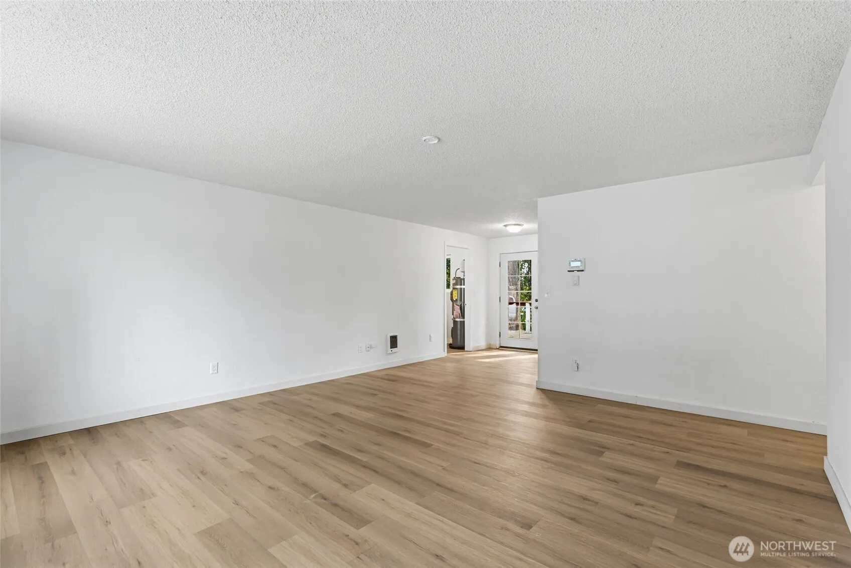 Property photo for 17215 13th Avenue Ct E, Spanaway photo 3