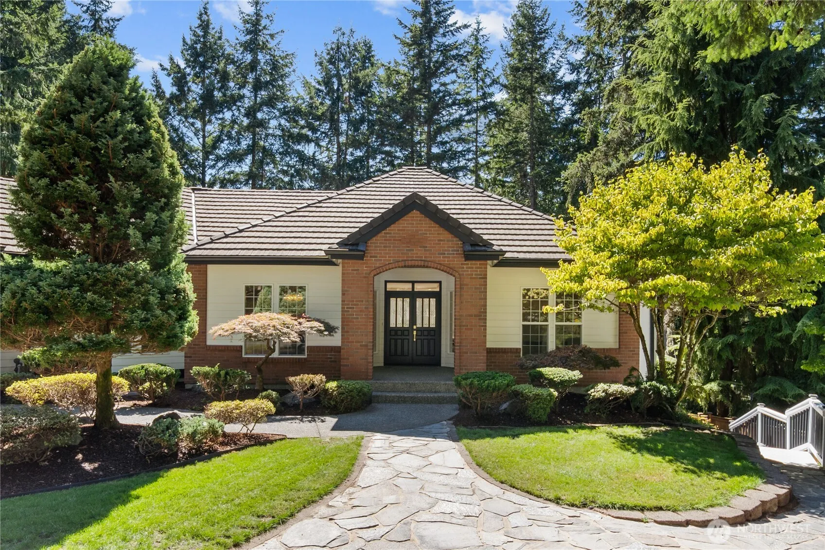 Property photo for 13106 Bracken Fern Drive Nw, Gig Harbor