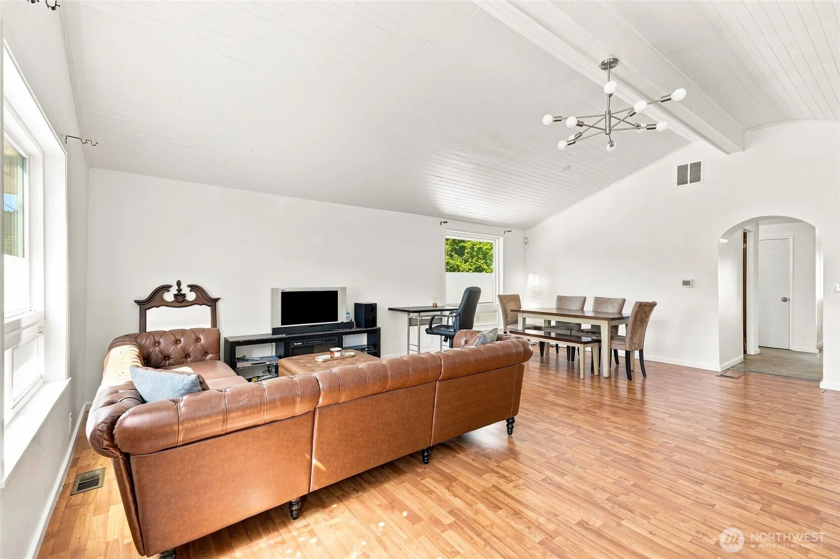 Property photo for 712 S Director Street, Seattle photo 5