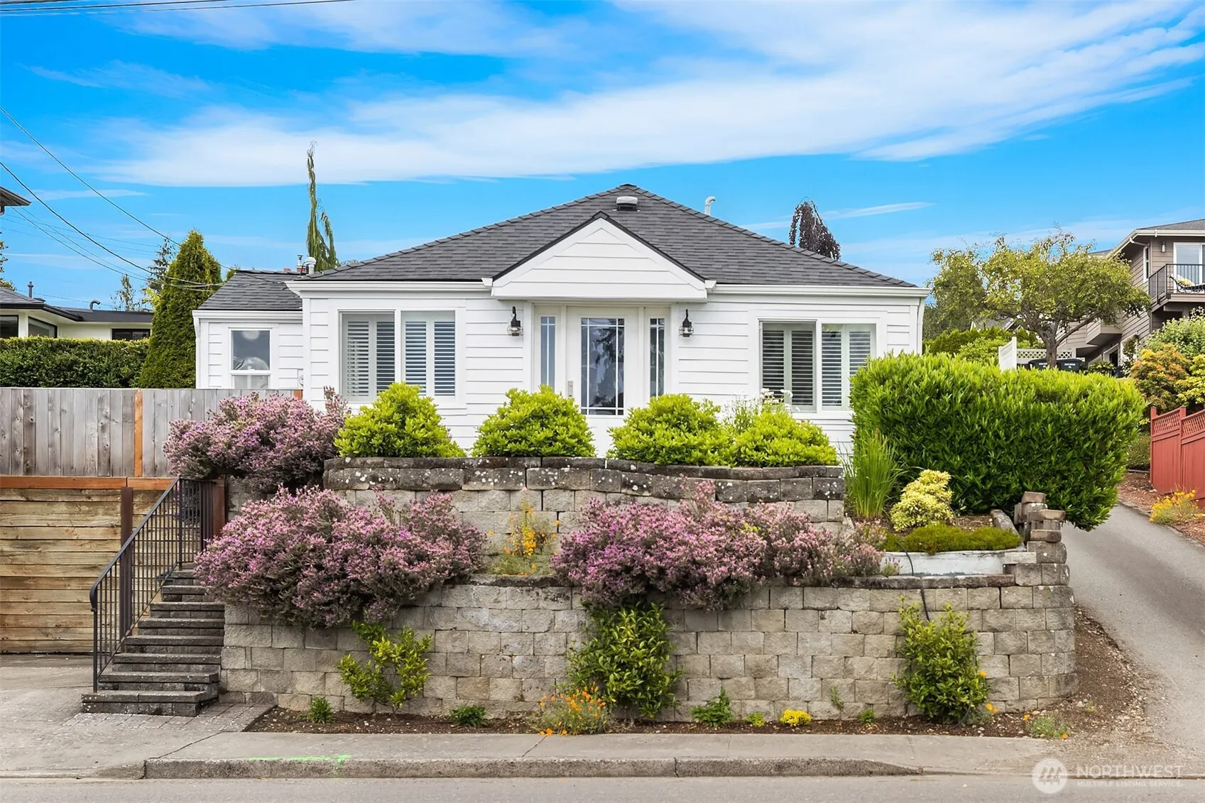 Property photo for 103 8th Avenue S, Edmonds photo 3