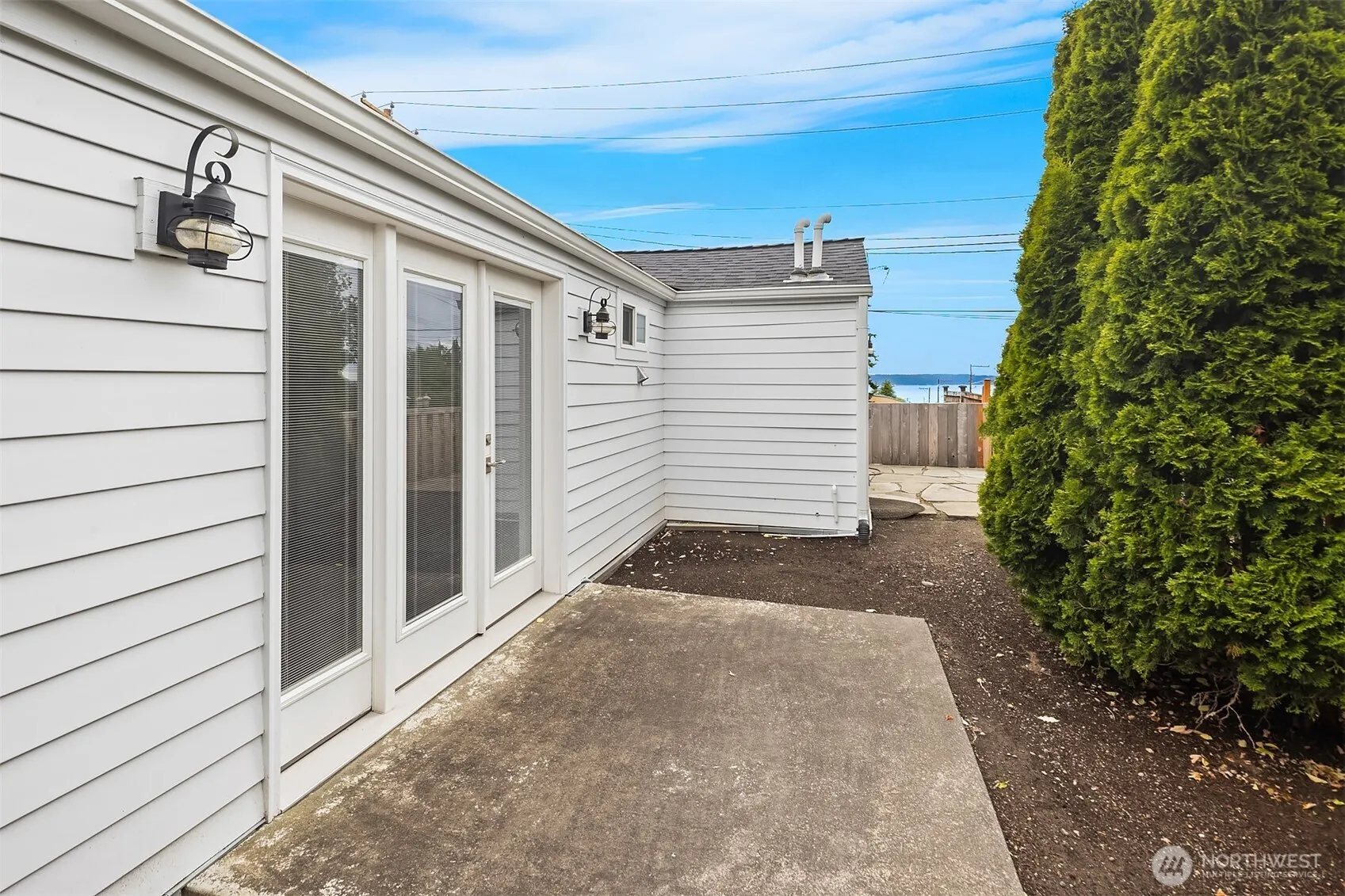 Property photo for 103 8th Avenue S, Edmonds photo 5