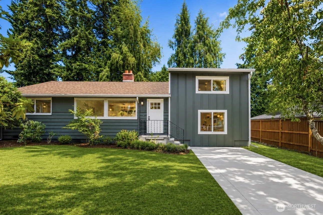 Property photo for 1639 N 190th Street, Shoreline