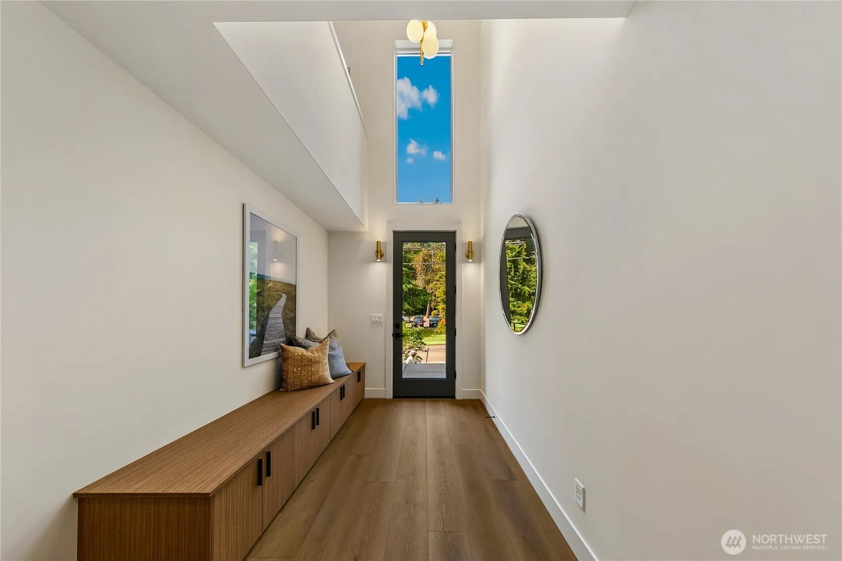 Property photo for 8022 Fauntleroy Way Sw, Seattle photo 5