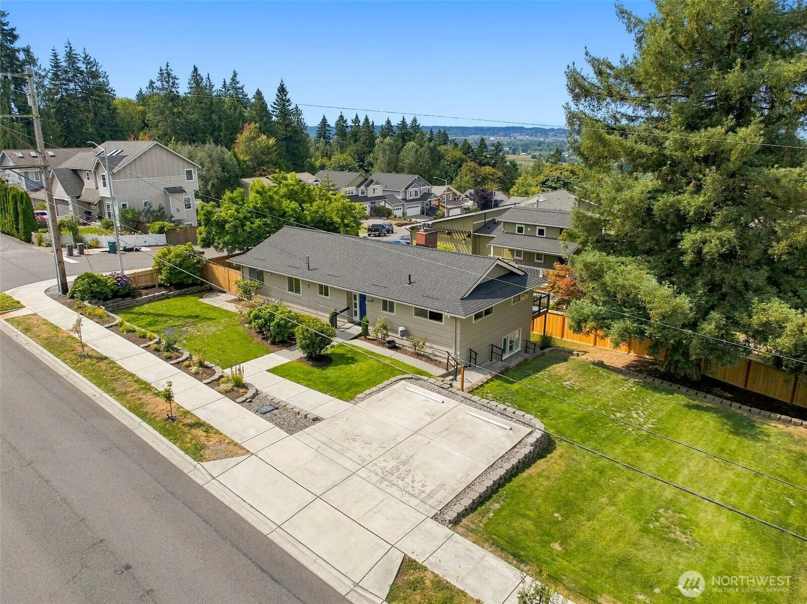 Property photo for 16 81st Avenue Se, Lake Stevens photo 2