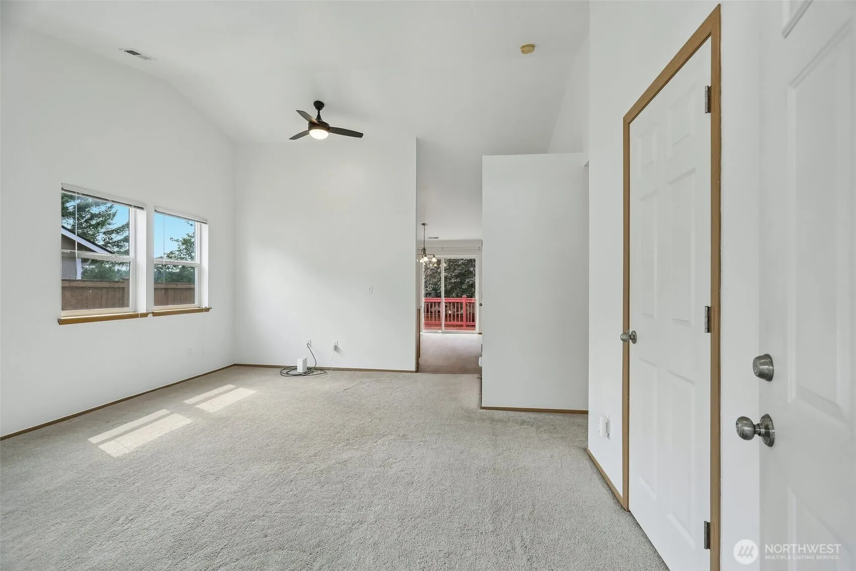 Property photo for 10506 63rd Drive Ne, Marysville photo 4