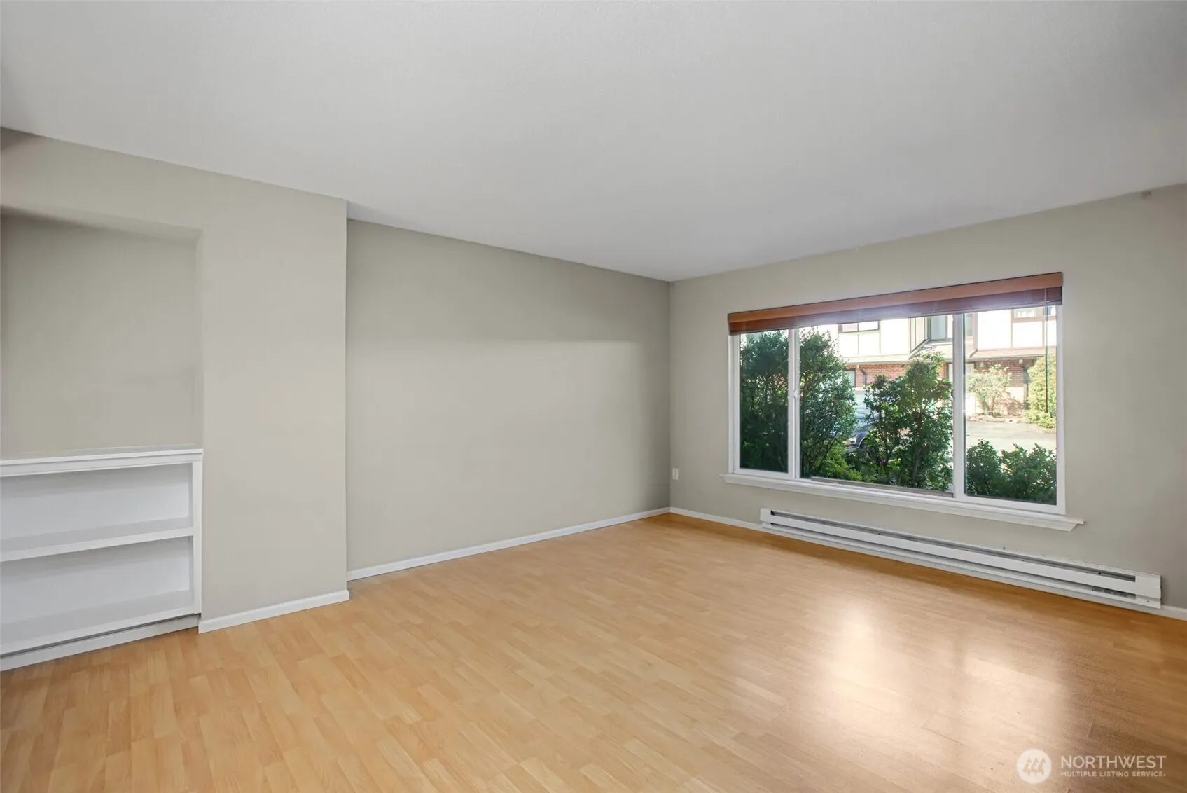 Property photo for 212 Sw 146th Street #105, Burien photo 5