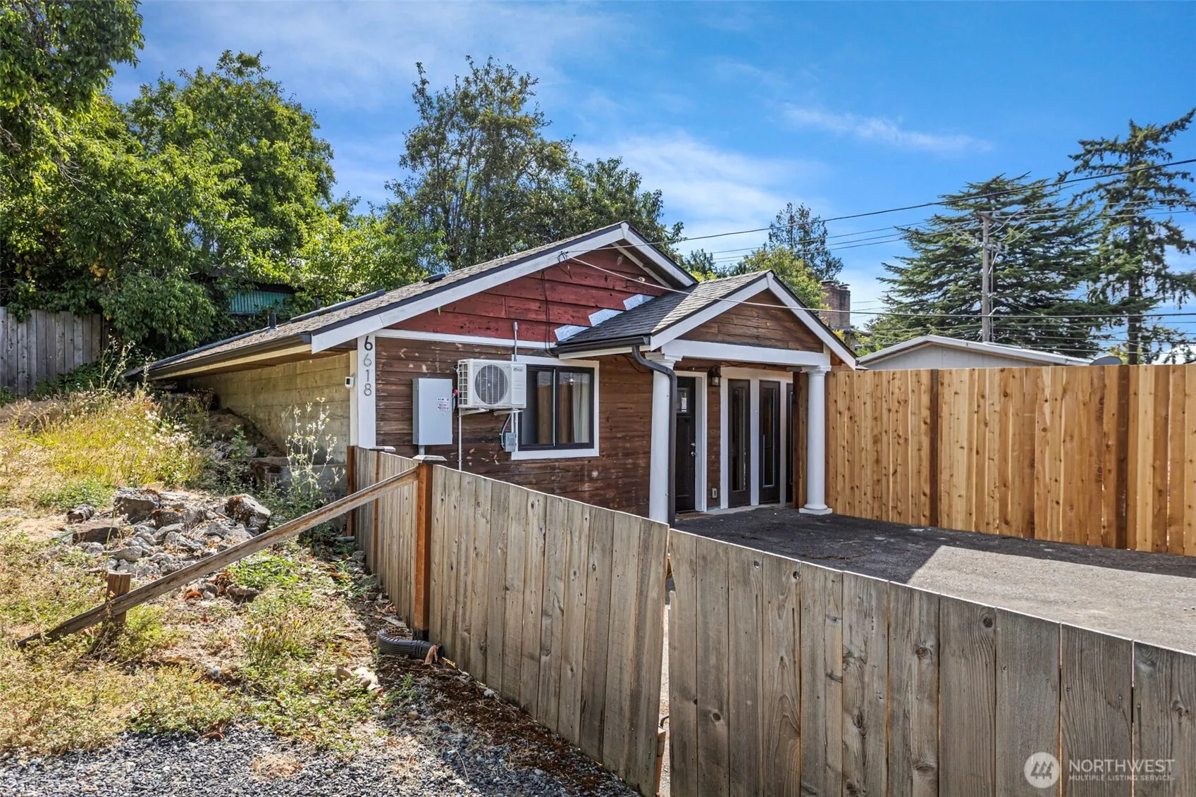 Property photo for 6618 43rd Avenue S, Seattle