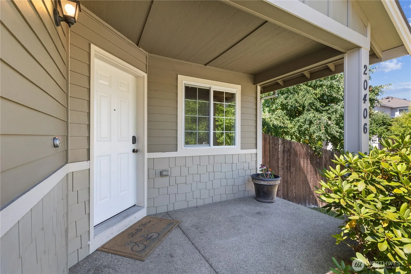 Property photo for 20406 7th Avenue Ct E, Spanaway photo 3