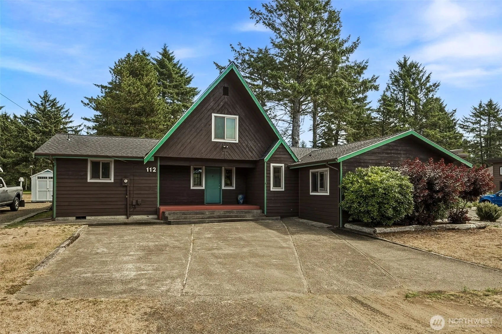 Property photo for 112 Canal Drive Ne, Ocean Shores