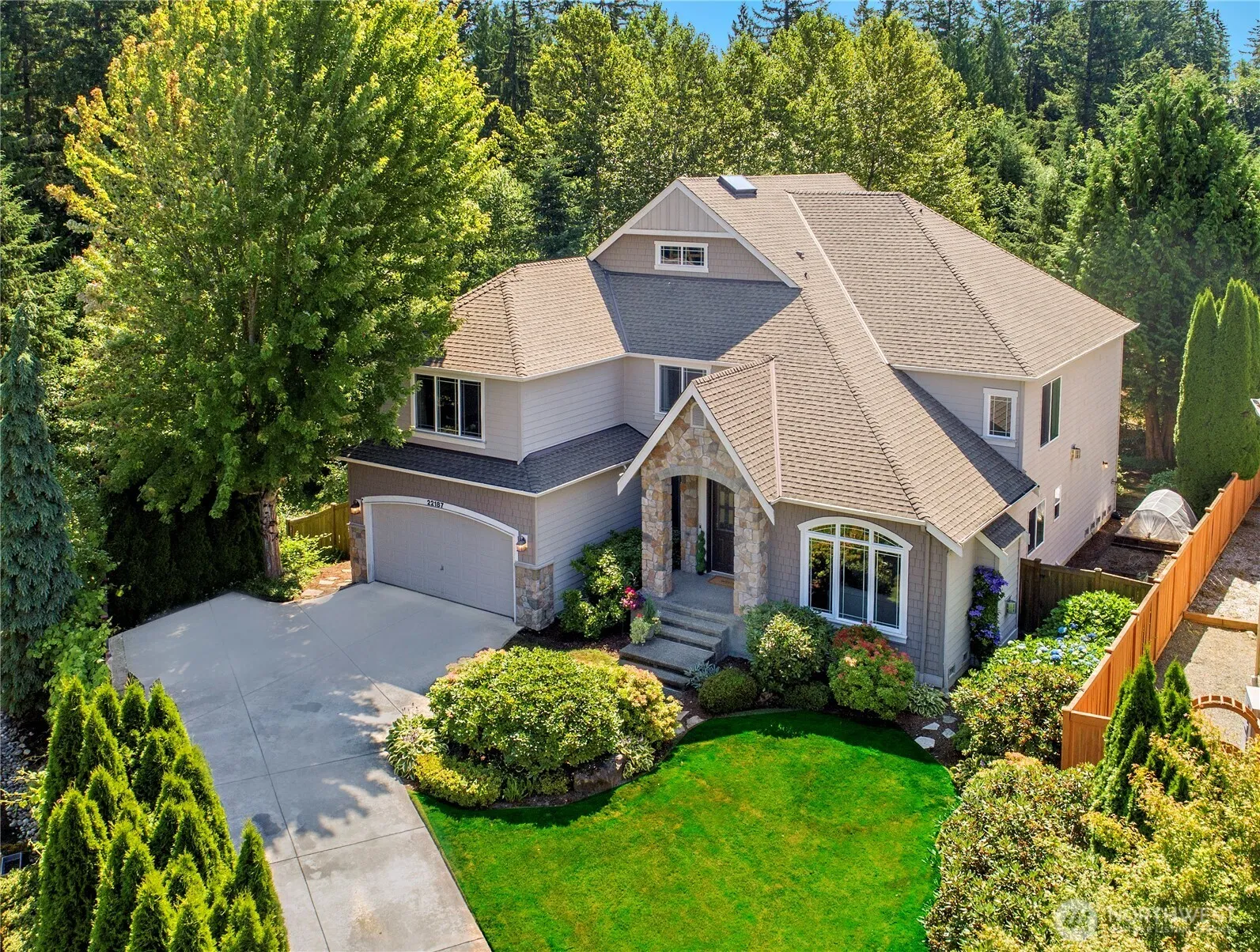 Property photo for 22187 Ne 93rd Street, Redmond photo 2