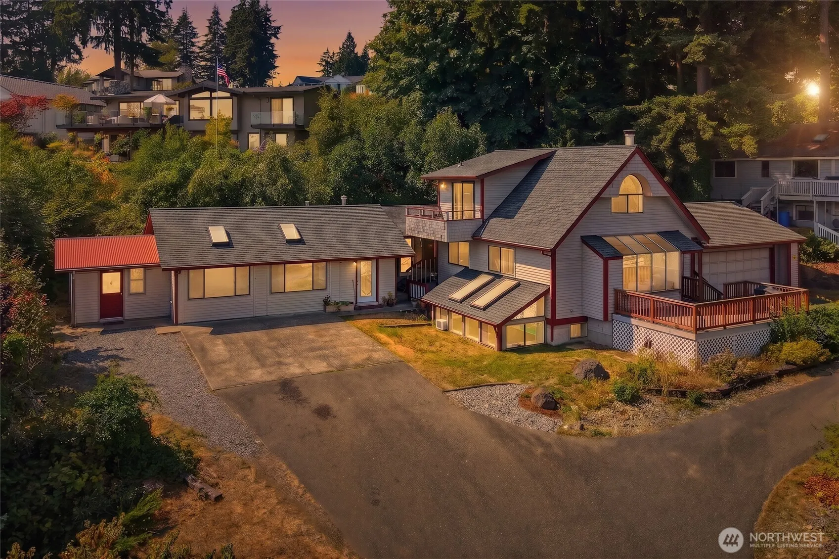 Property photo for 9106 Peacock Hill Avenue, Gig Harbor photo 2