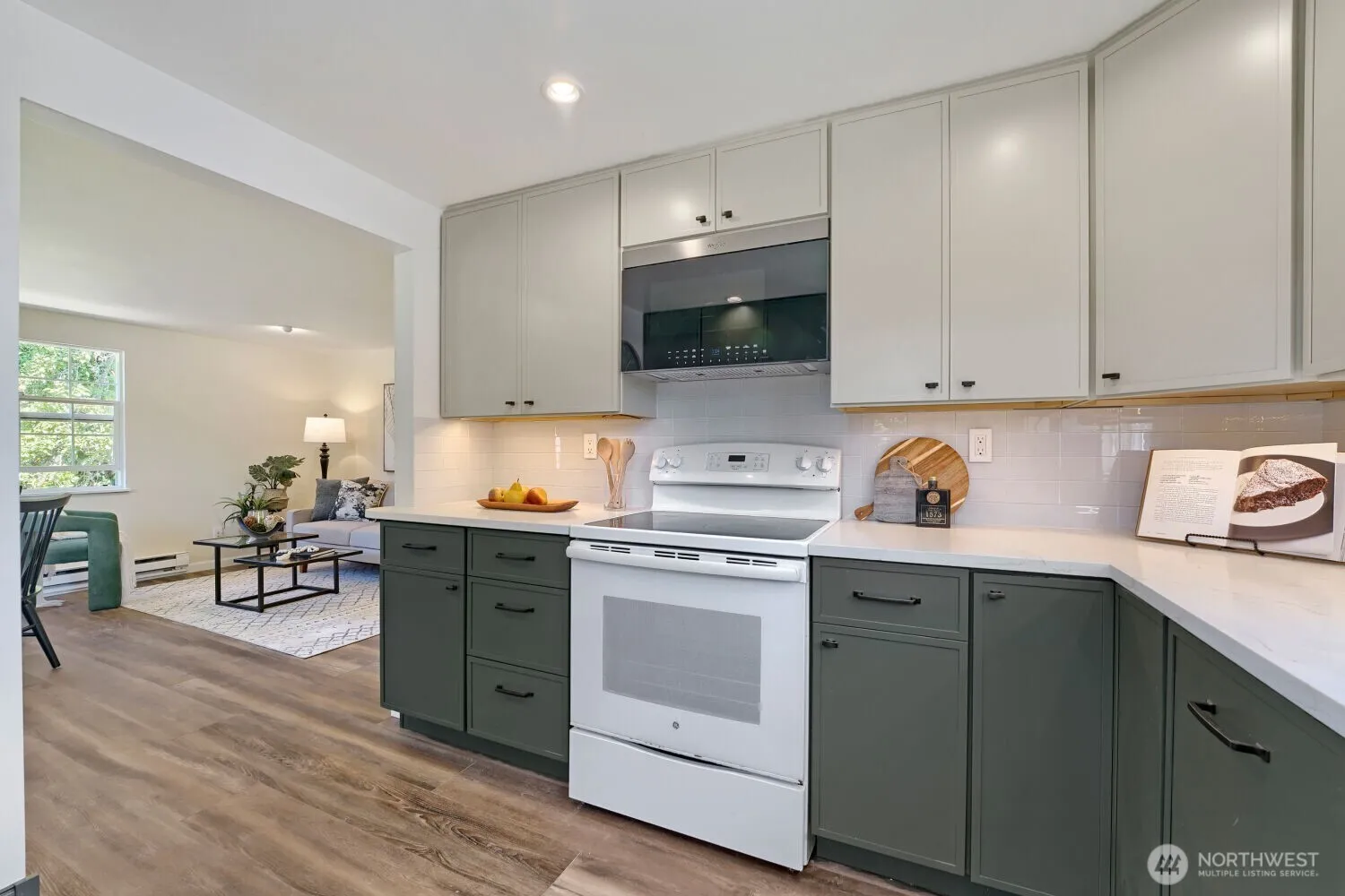 Property photo for 6322 18th Avenue Sw, Seattle photo 5