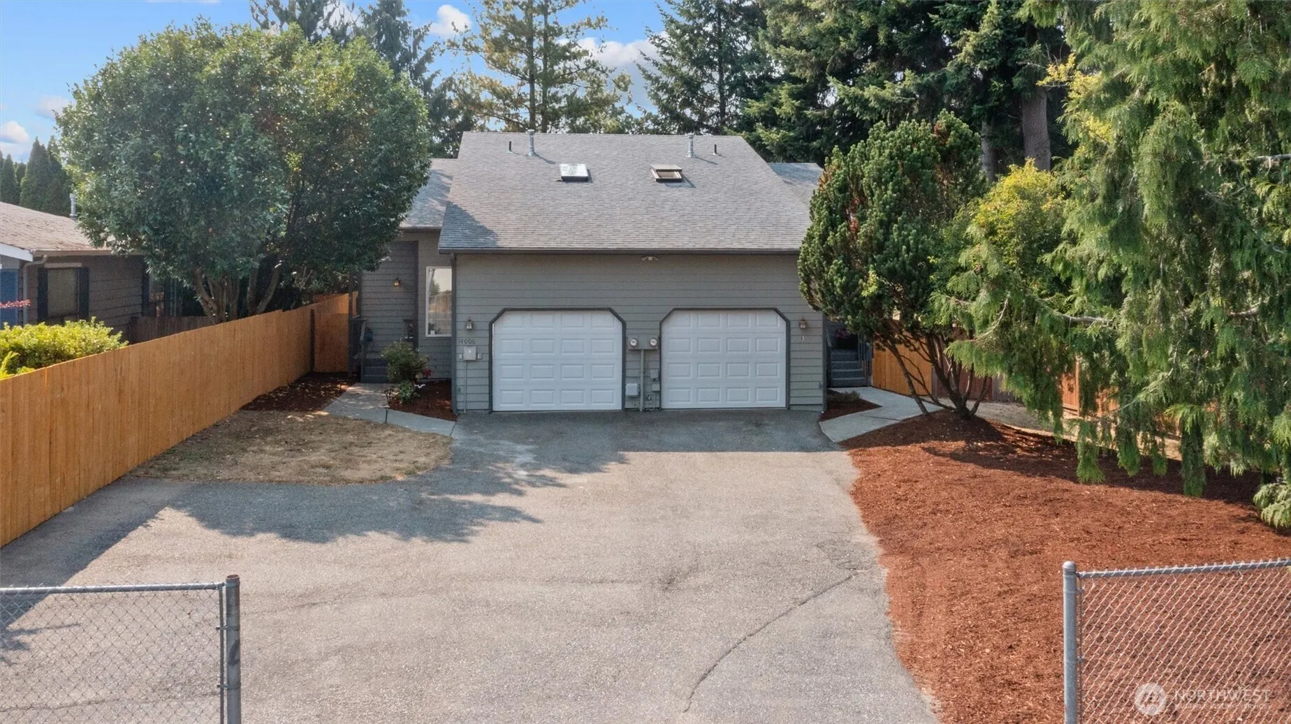 Property photo for 14006 52nd Avenue W, Edmonds photo 2