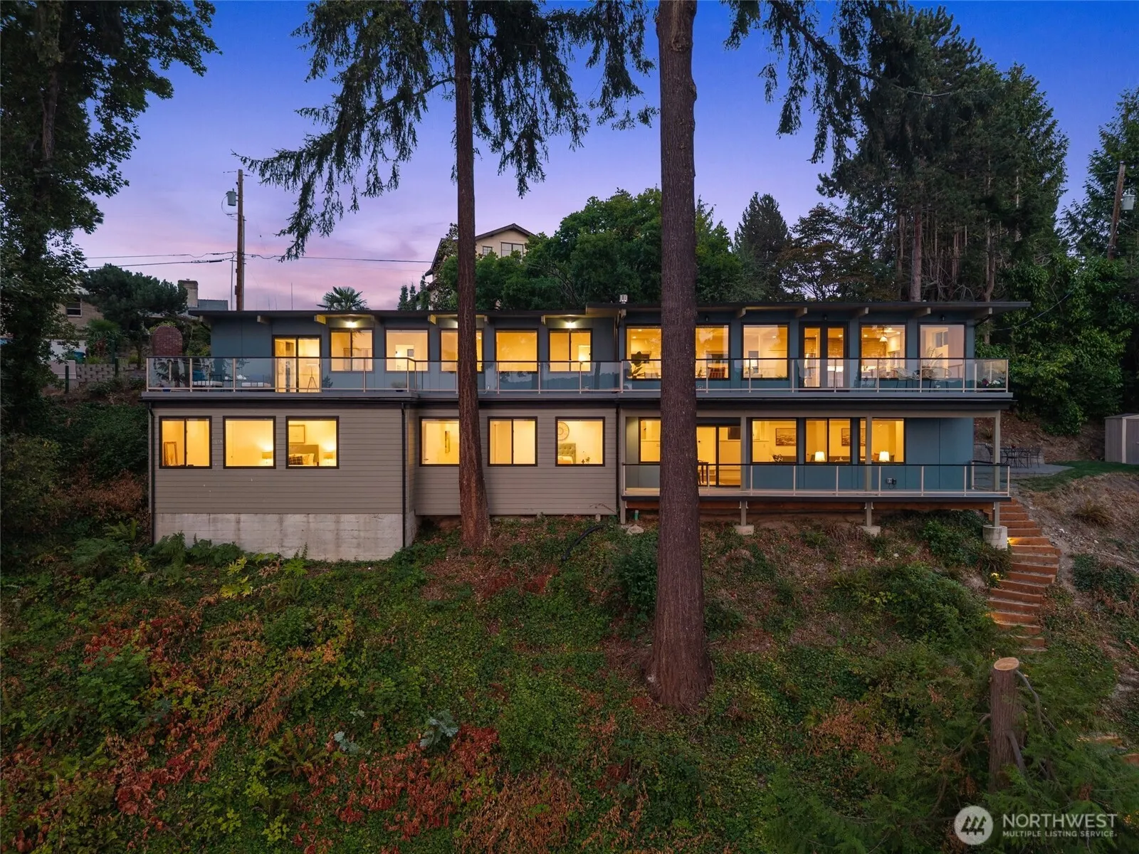 Property photo for 2003 82nd Avenue Se #1, Mercer Island