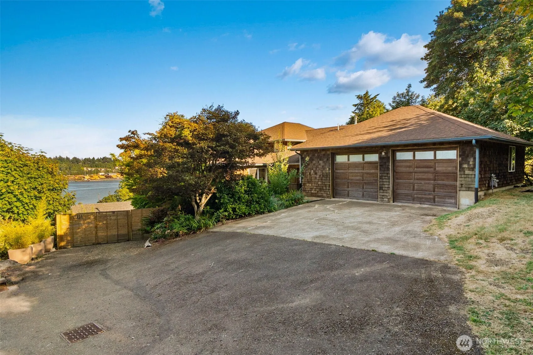 Property photo for 1111 Woodard Avenue Nw, Olympia photo 4