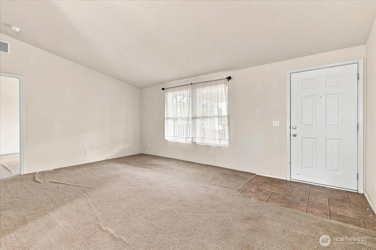 Property photo for 2946 Rd F.6 Ne, Moses Lake photo 4