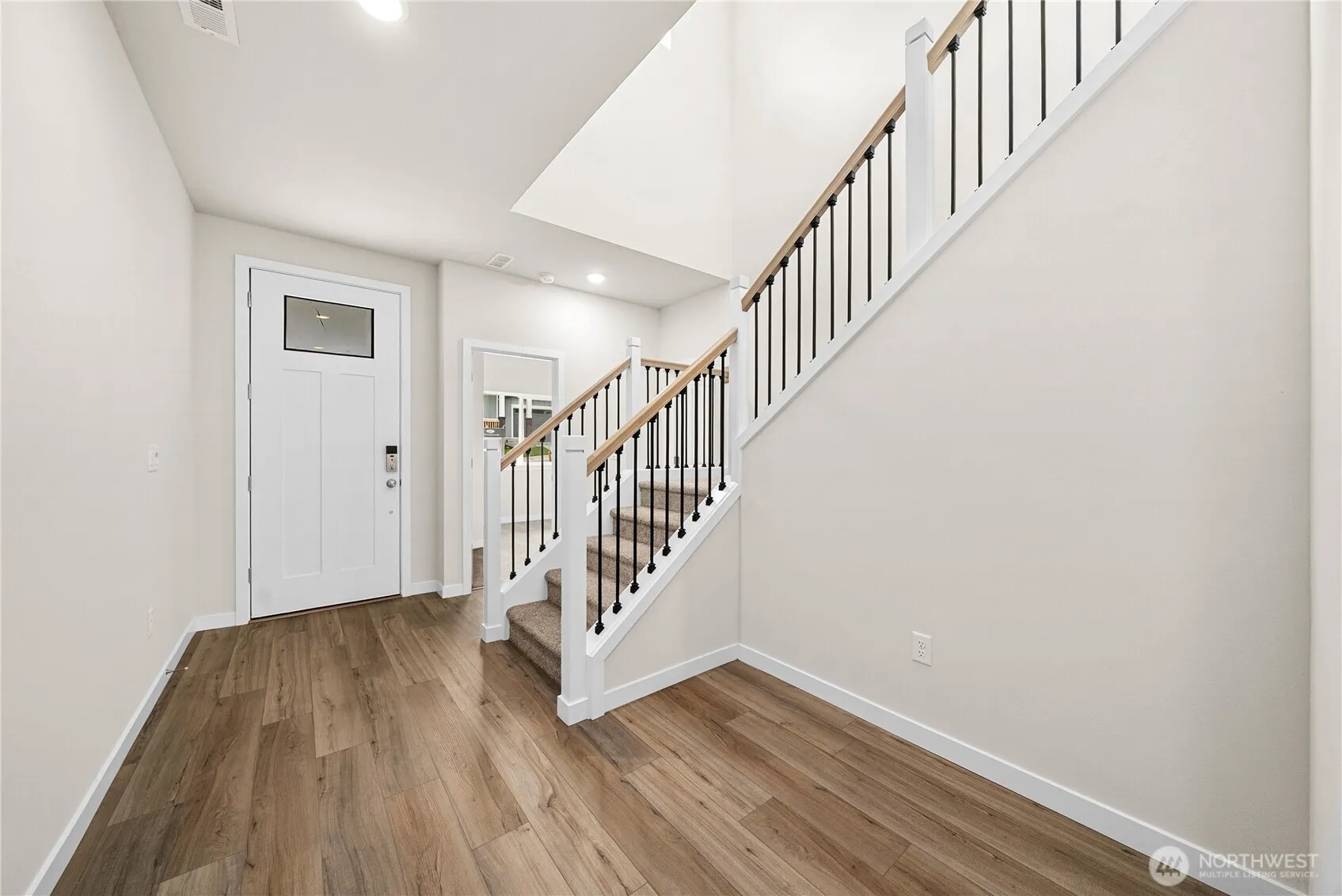 Property photo for 5971 Thornhill Avenue Sw, Port Orchard photo 3