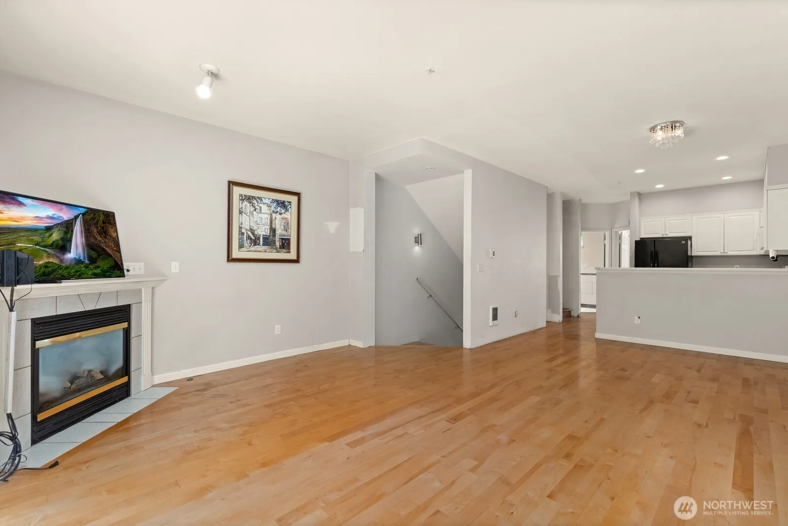 Property photo for 1800 Ne 40 Street #b-4, Renton photo 4