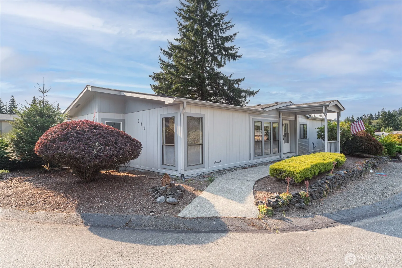 Property photo for 579 Nw Silver Glen Lane, Bremerton