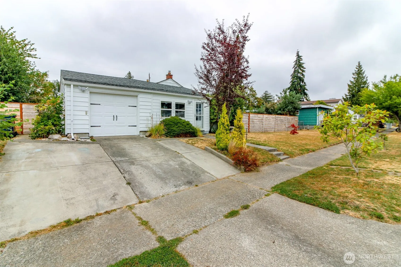 Property photo for 1005 E 57th Street, Tacoma photo 3