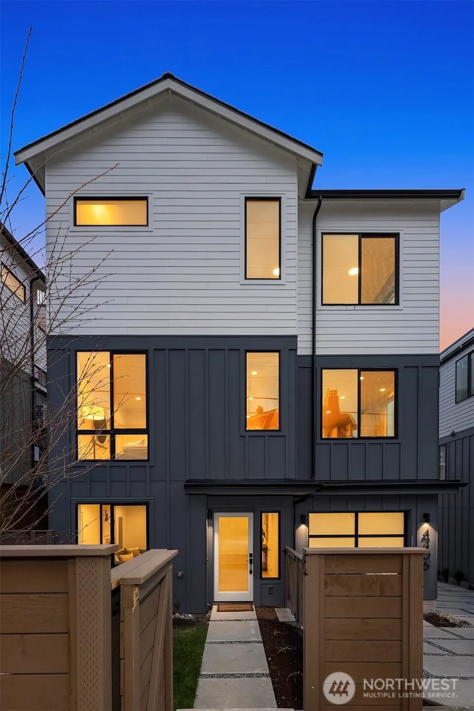 Property photo for 4407 2nd Avenue Ne, Seattle