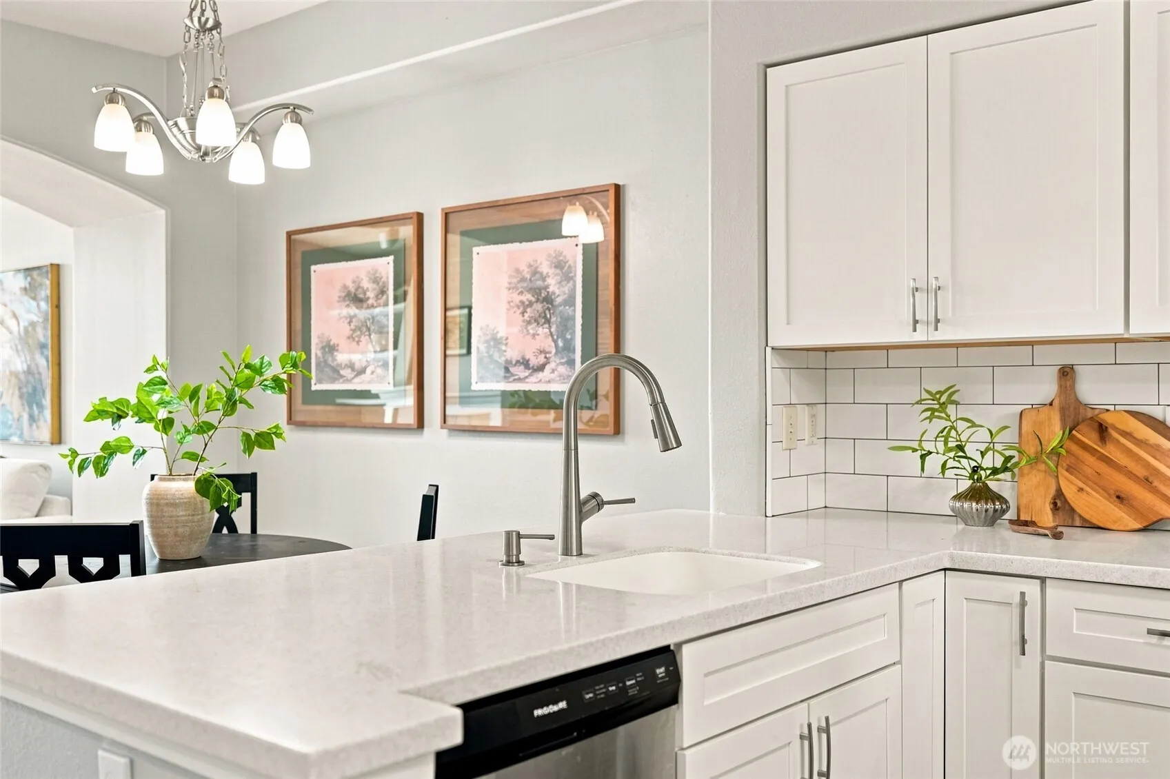 Property photo for 23300 Se Black Nugget Road #m2, Issaquah photo 4