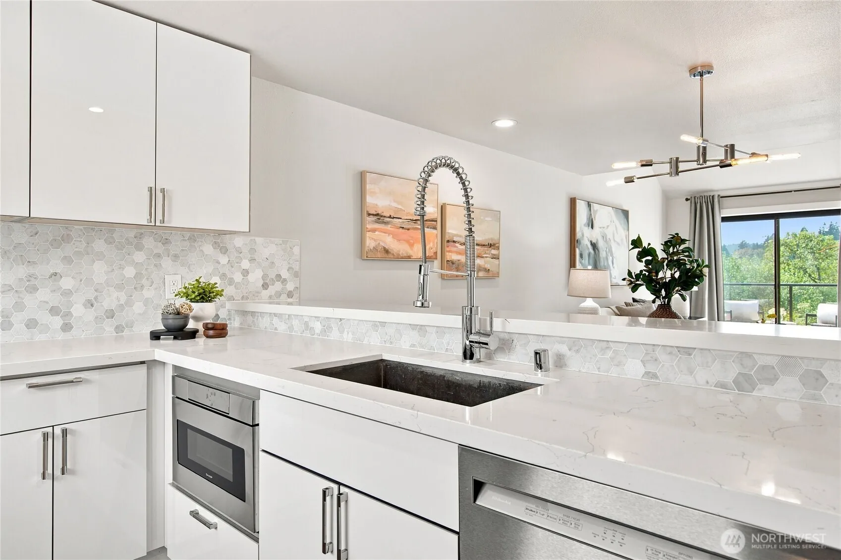 Property photo for 6121 Ne 175th Street #a402, Kenmore photo 3