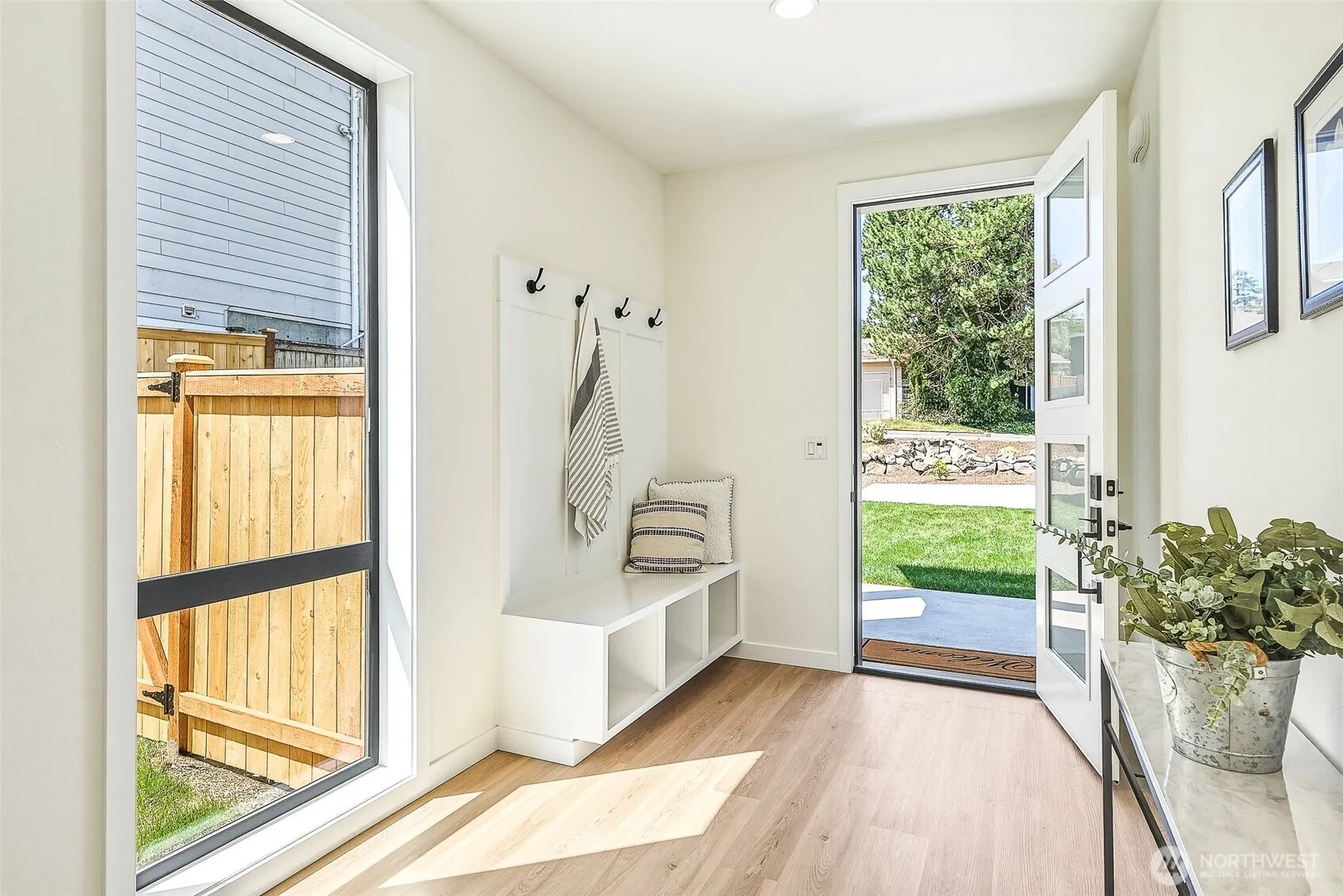 Property photo for 3626 191st Place Sw #b, Lynnwood photo 4