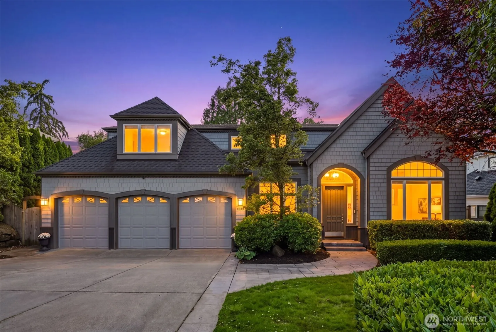 Property photo for 3039 92nd Place Ne, Clyde Hill