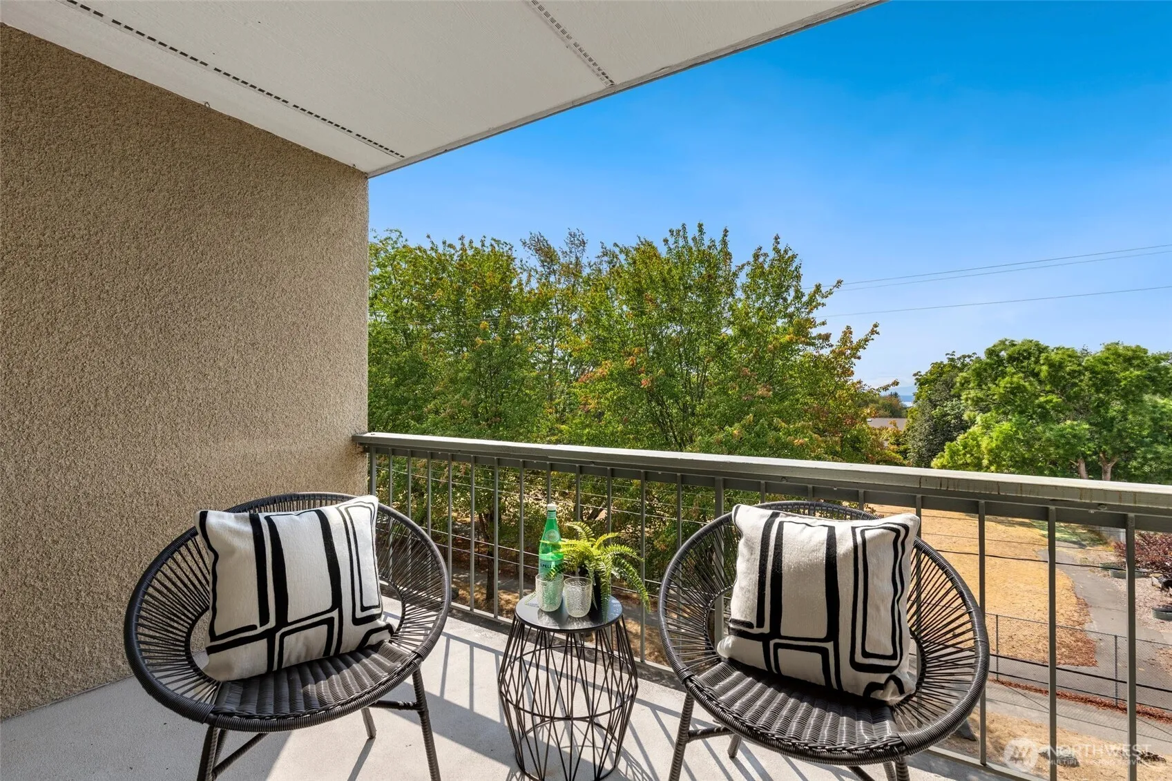 Property photo for 732 11th Avenue E #305, Seattle photo 4