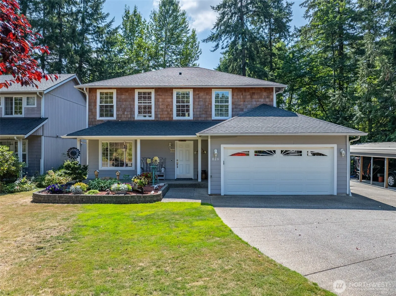 Property photo for 826 126th Street Ct E, Tacoma photo 2