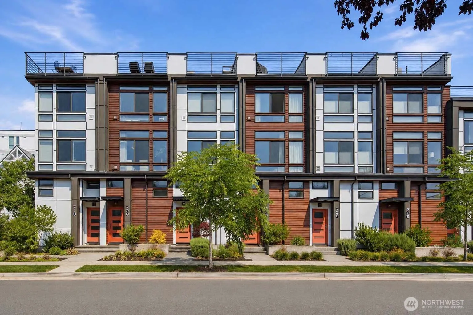 Property photo for 720 N 43rd St, Seattle
