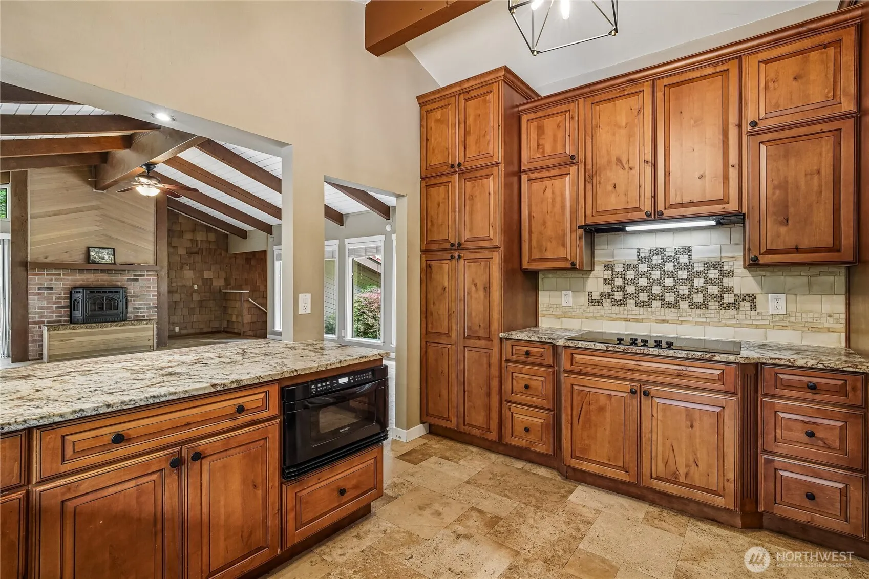 Property photo for 16808 240th Avenue Se, Maple Valley photo 4