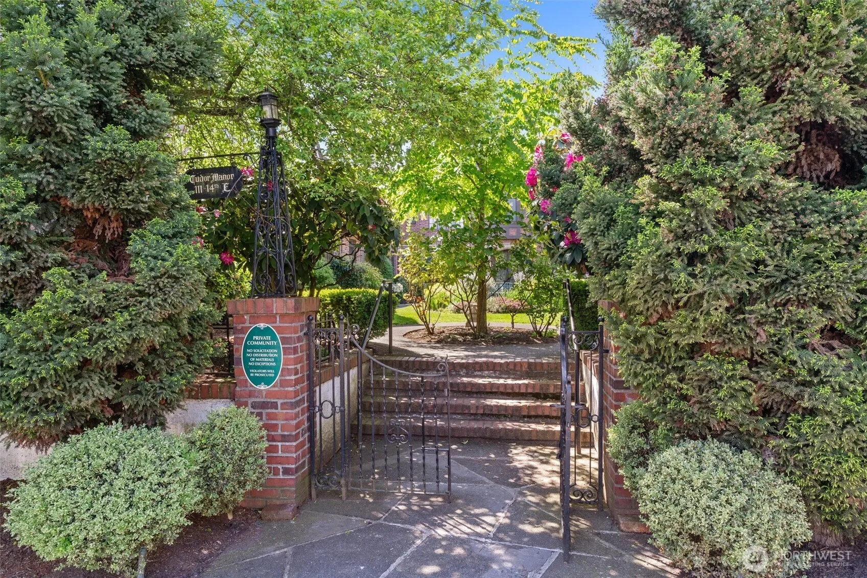 Property photo for 111 14th Avenue E #1, Seattle photo 4
