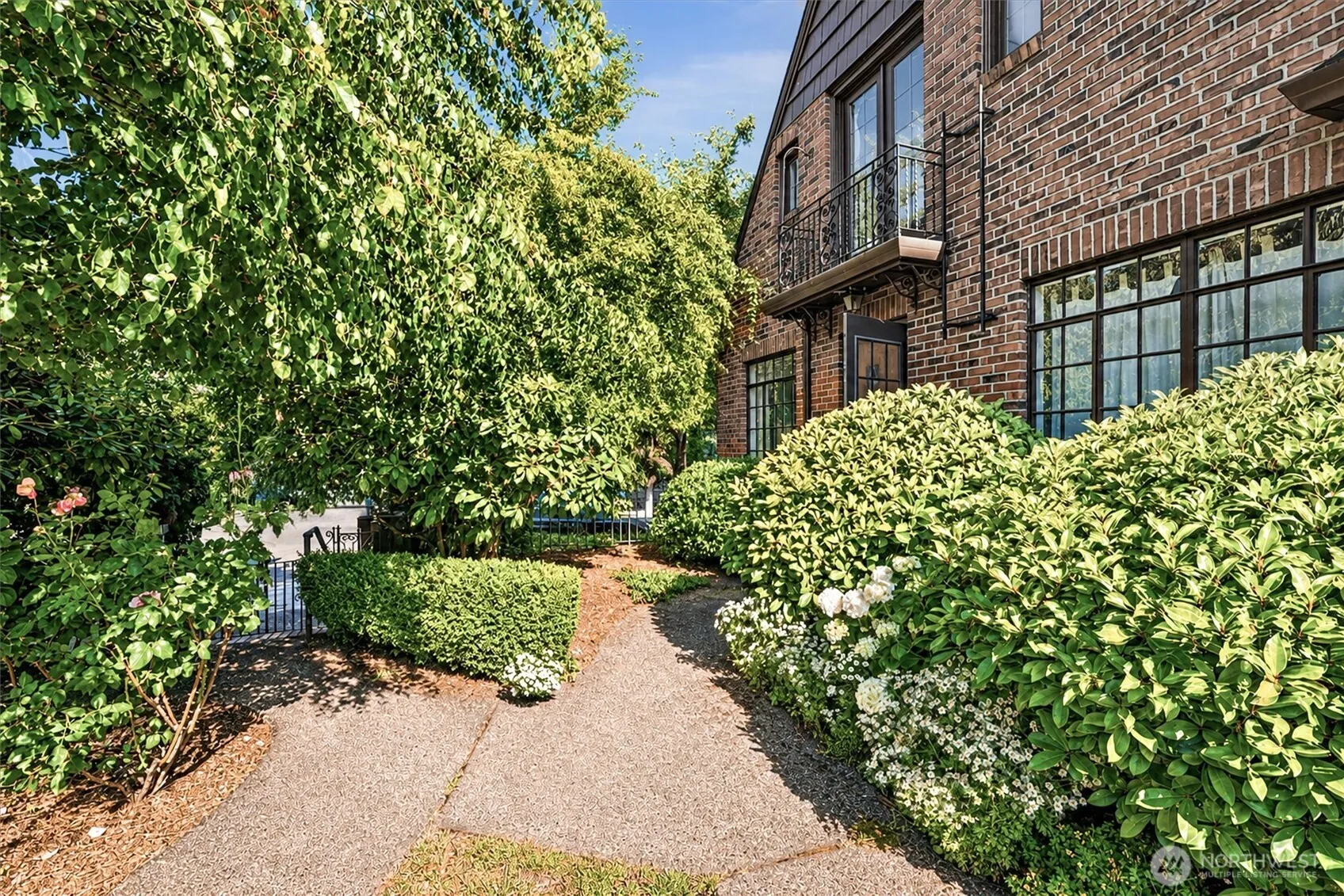 Property photo for 111 14th Avenue E #1, Seattle photo 5