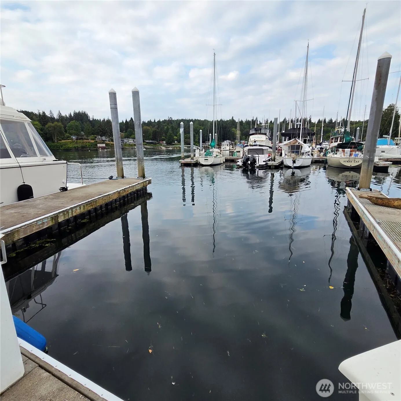 Property photo for 141 Parfitt Way Sw #c52, Bainbridge Island photo 2