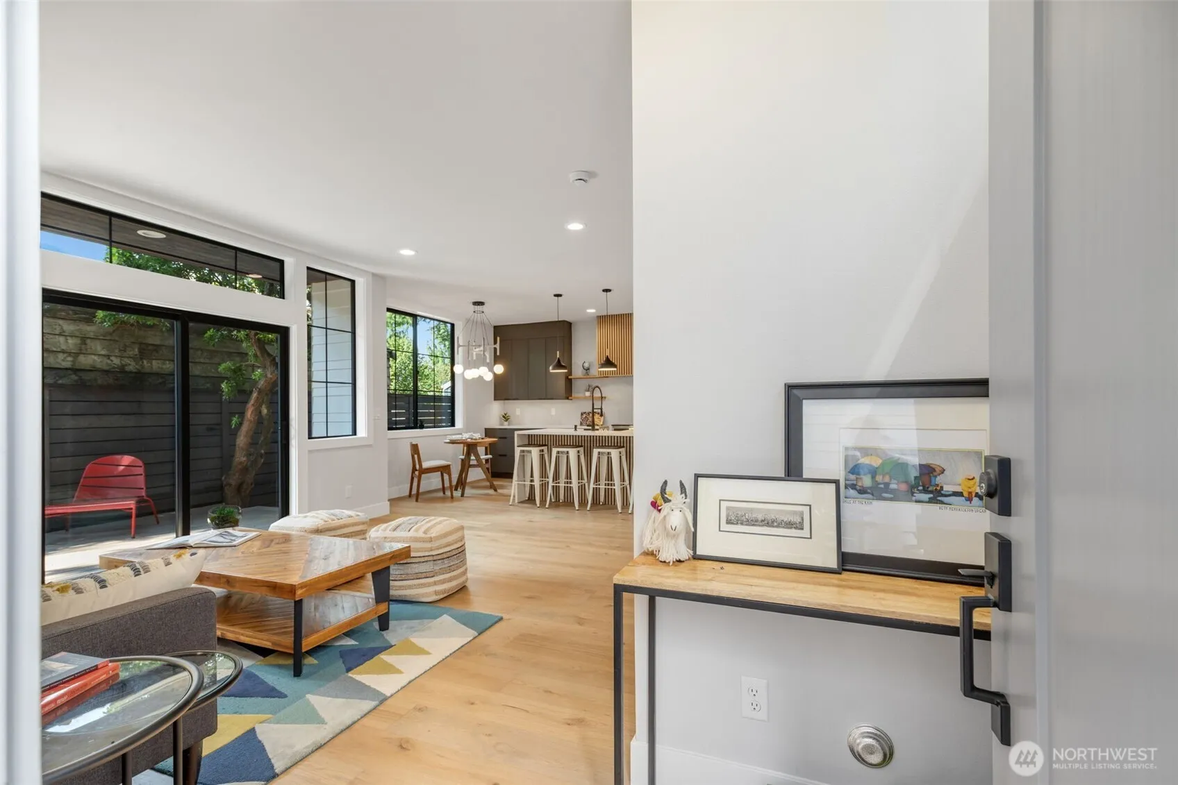 Property photo for 12713 4th Avenue Nw, Seattle photo 5