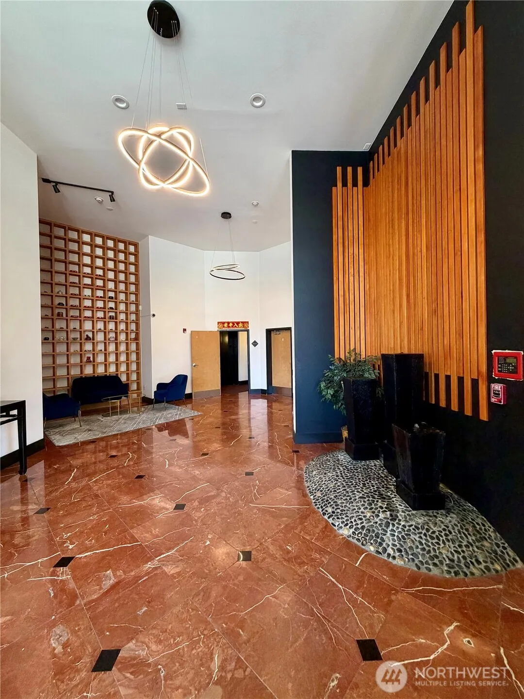 Property photo for 668 S Lane Street #406, Seattle photo 3