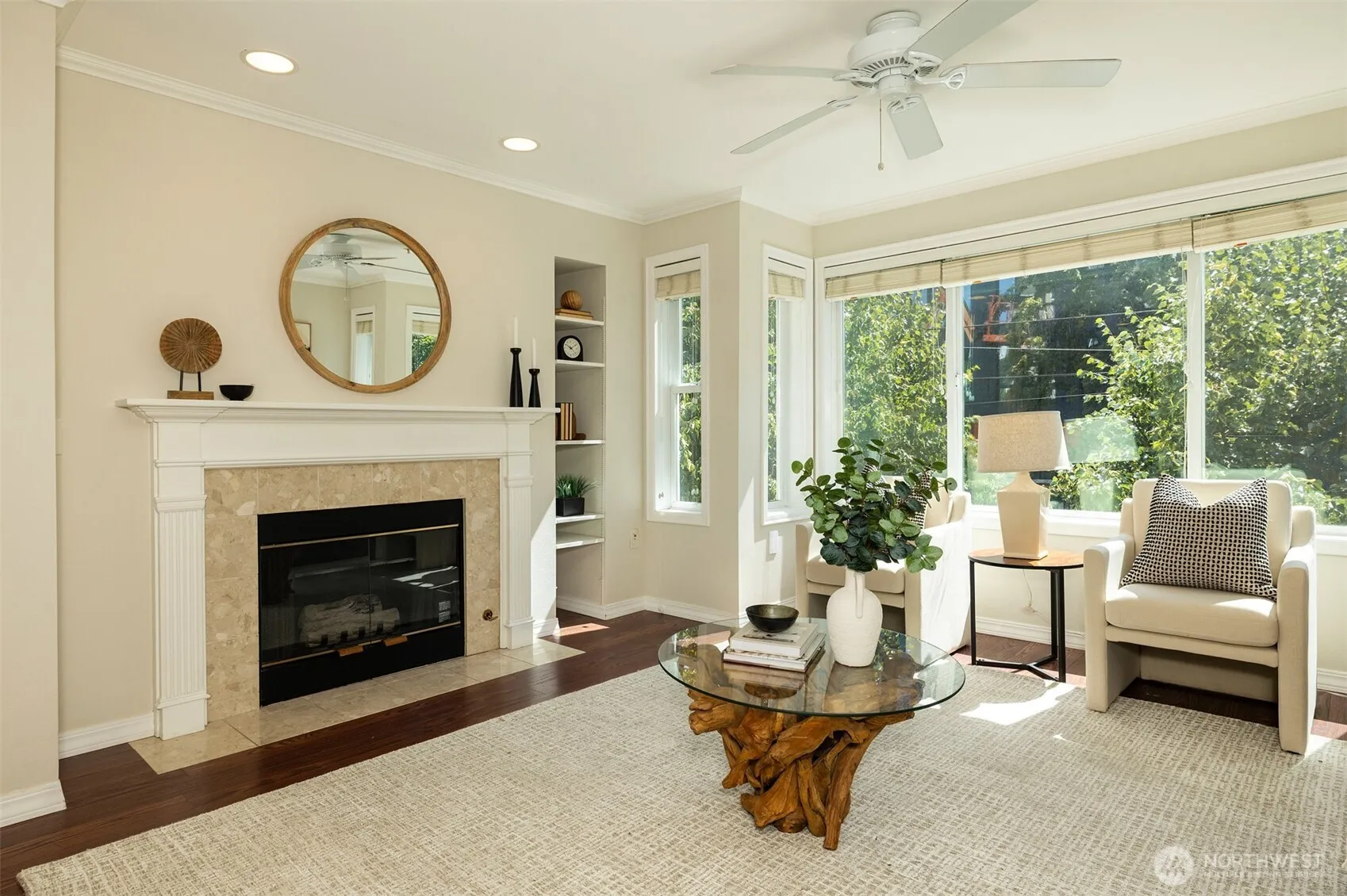Property photo for 1762 Nw 57th Street #203, Seattle photo 2