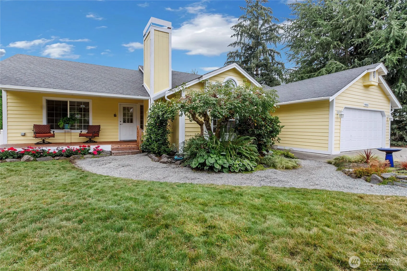 Property photo for 9628 108th Avenue Ct Sw, Lakewood photo 3