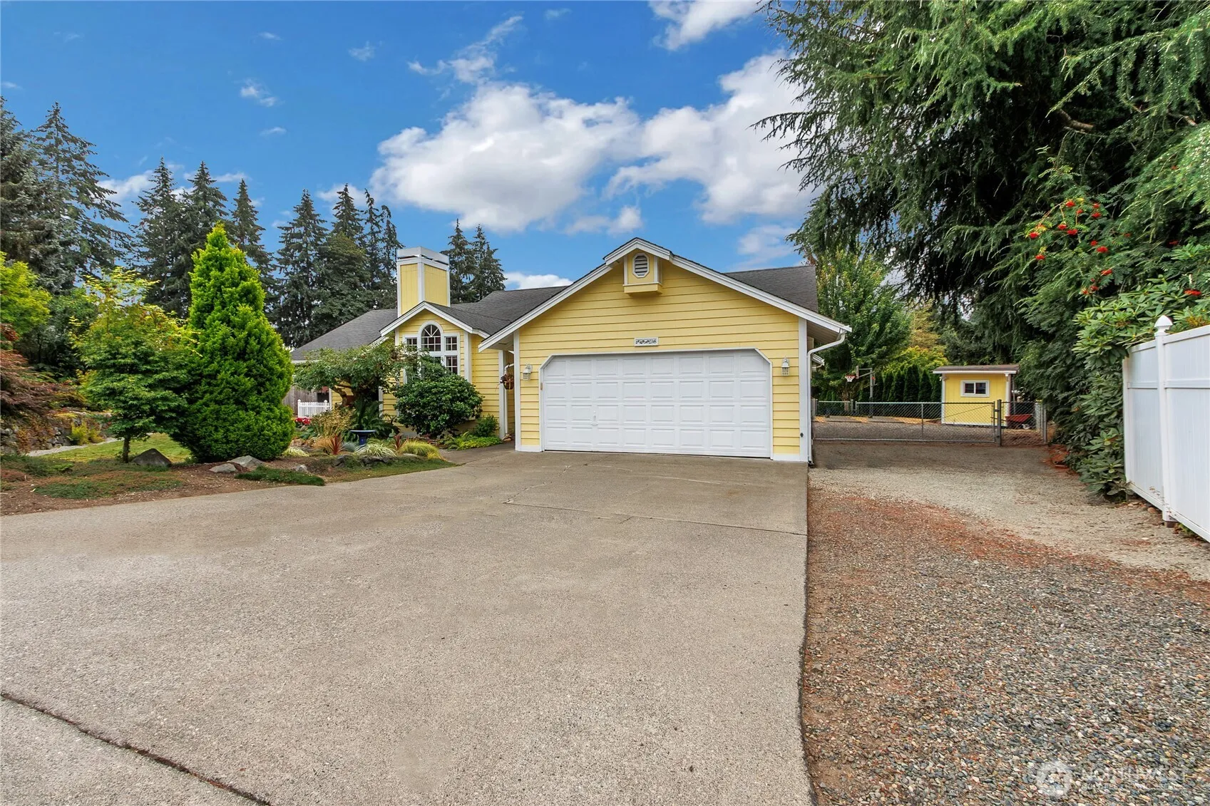 Property photo for 9628 108th Avenue Ct Sw, Lakewood photo 2