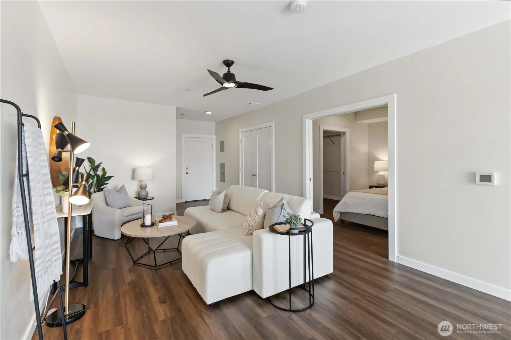 Property photo for 6800 Greenwood Avenue N #303, Seattle photo 4