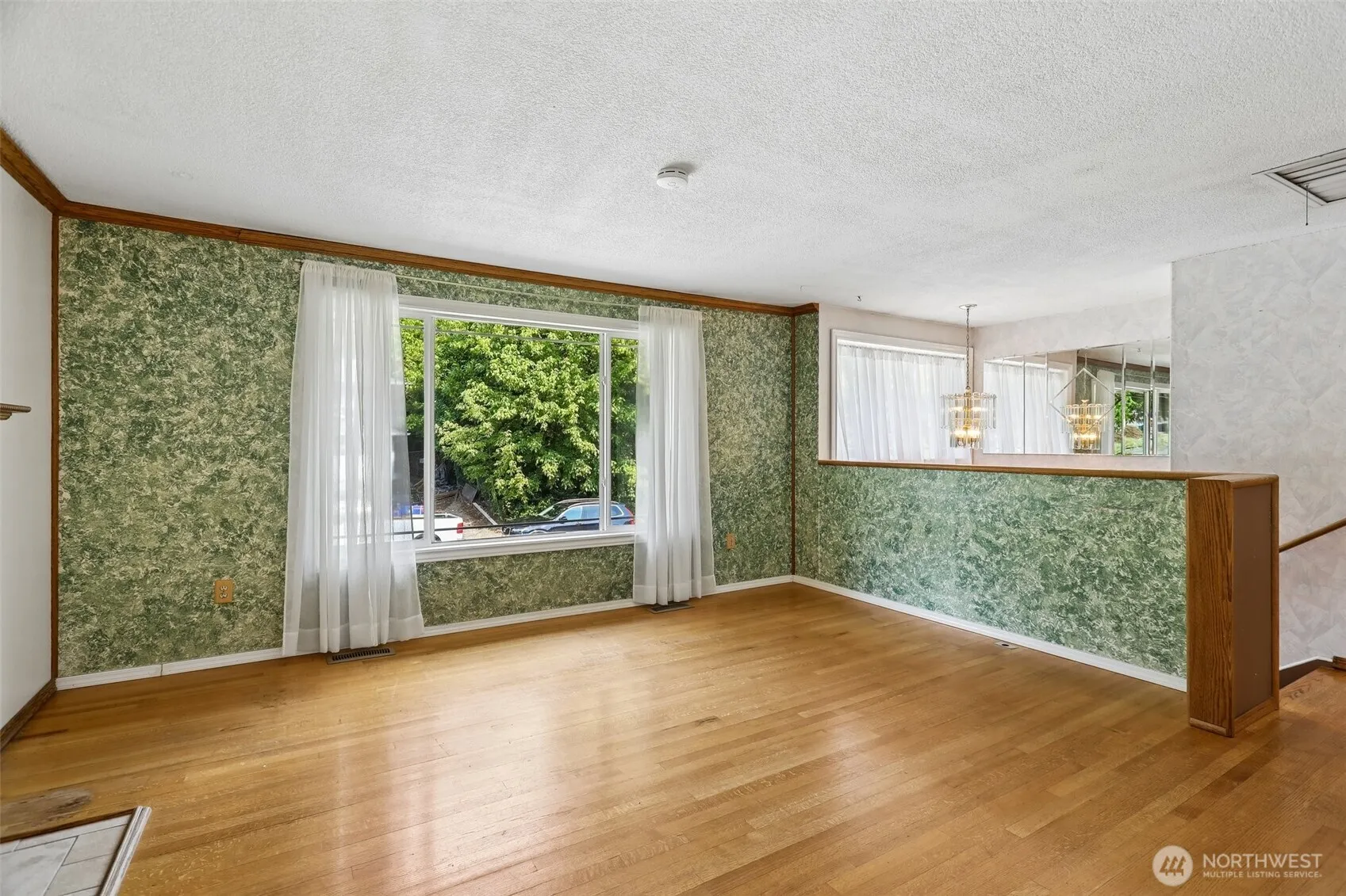 Property photo for 9635 Ne 129th Place, Kirkland photo 5