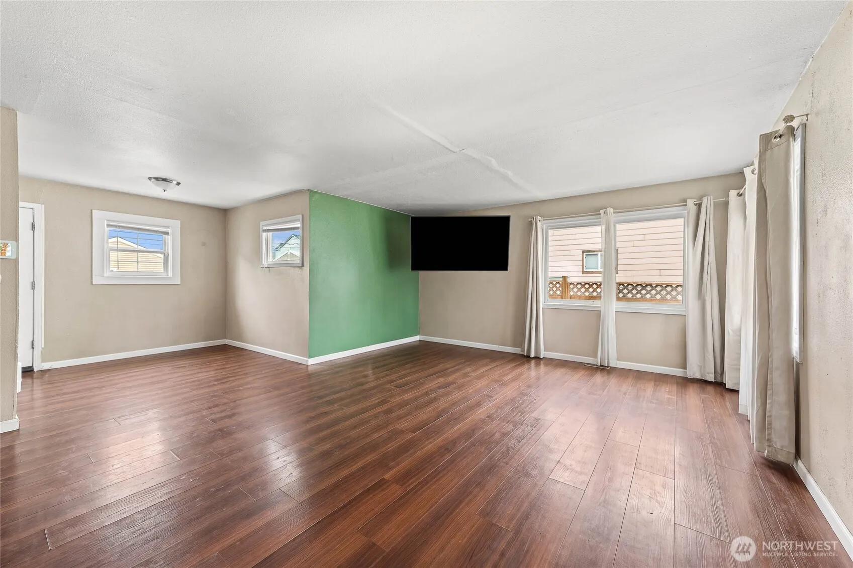 Property photo for 4322 S Lawrence Street, Tacoma photo 3