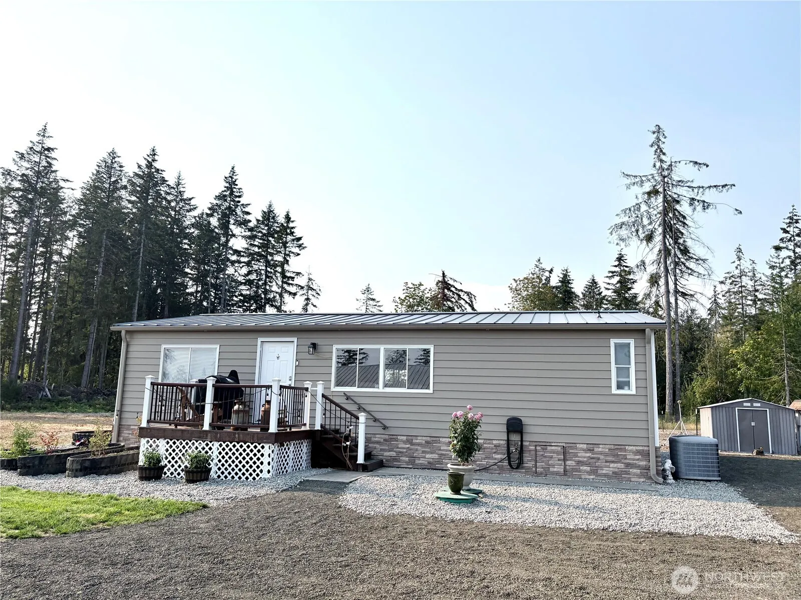 Property photo for 320 E Lonesome Creek Road, Shelton photo 2