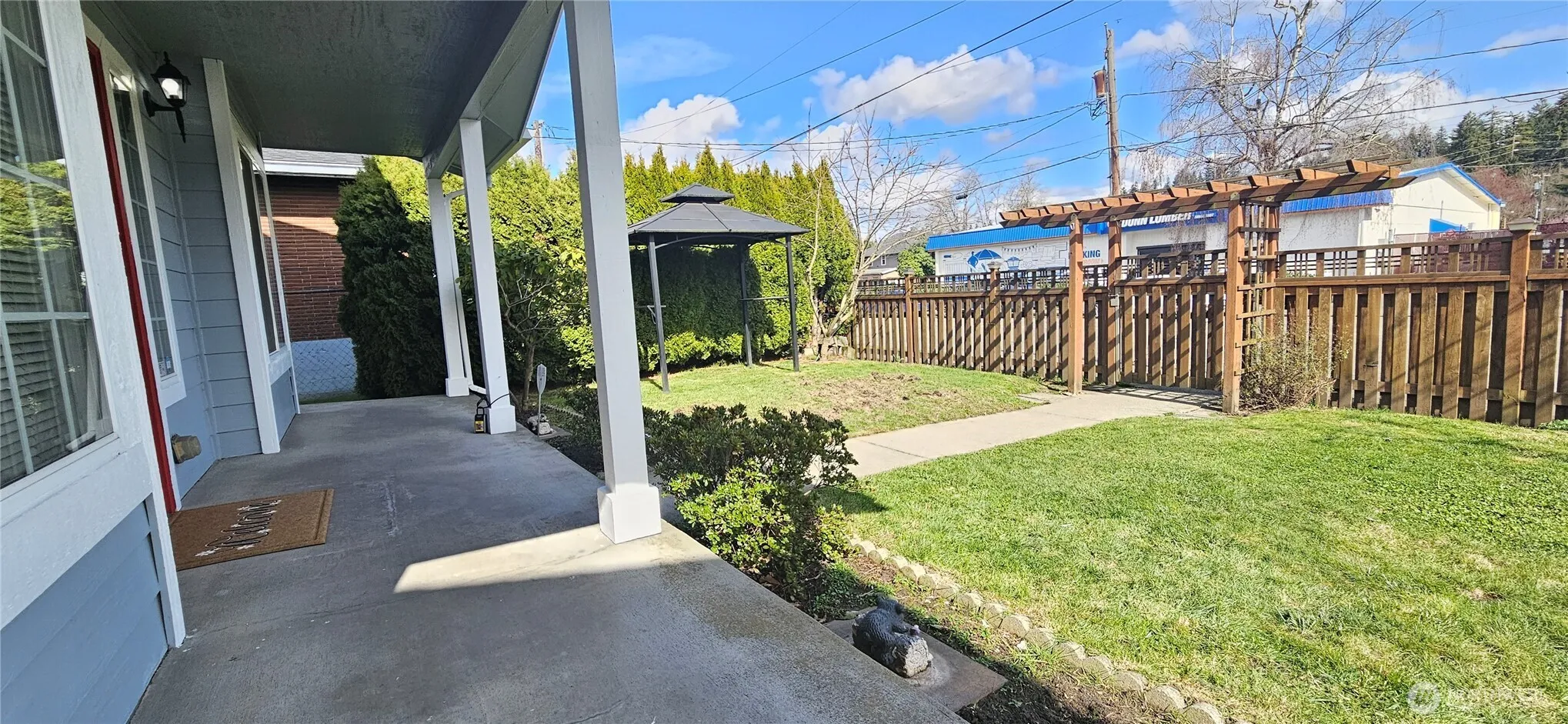 Property photo for 209 Factory Avenue N, Renton photo 2